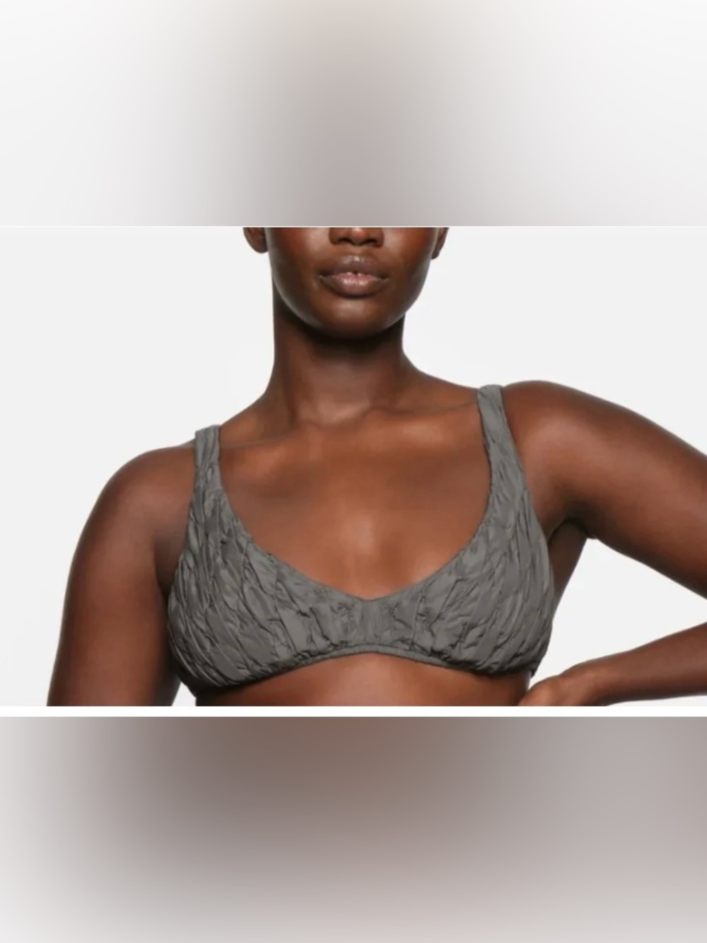 SKIMS Textured Wireless Bralette in Grey